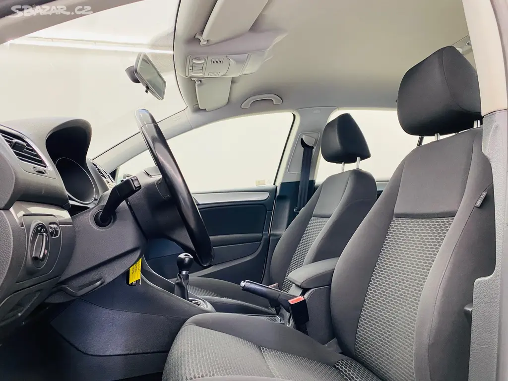 Volkswagen Golf, 1.6 TDI 77kW - fotka 5