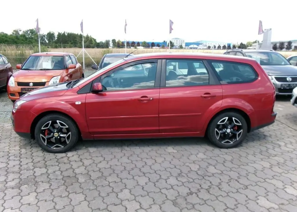 Ford Focus 1.8TDCi 85kw,2x kola nafta manuální - fotka 4