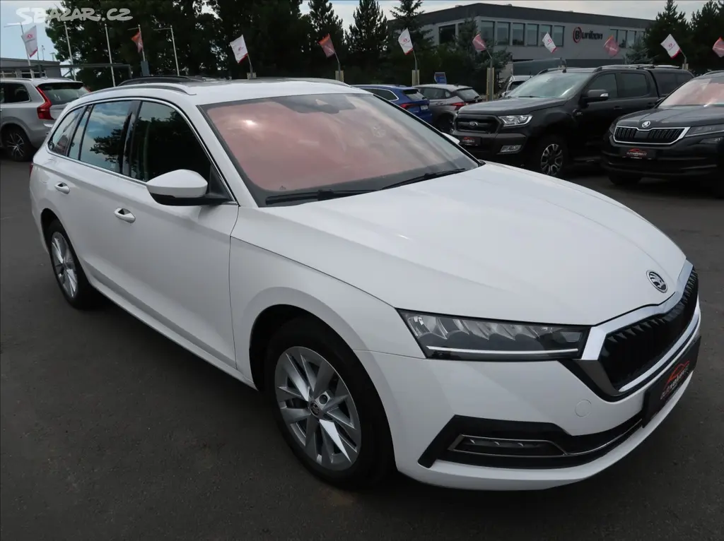 Škoda Octavia, 2,0 TDi,1majČR,Style,S.kn.,DPH - fotka 2