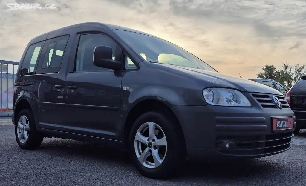 Volkswagen Caddy 1.4 16V 59 KW 2maj serv kniha - fotka 3