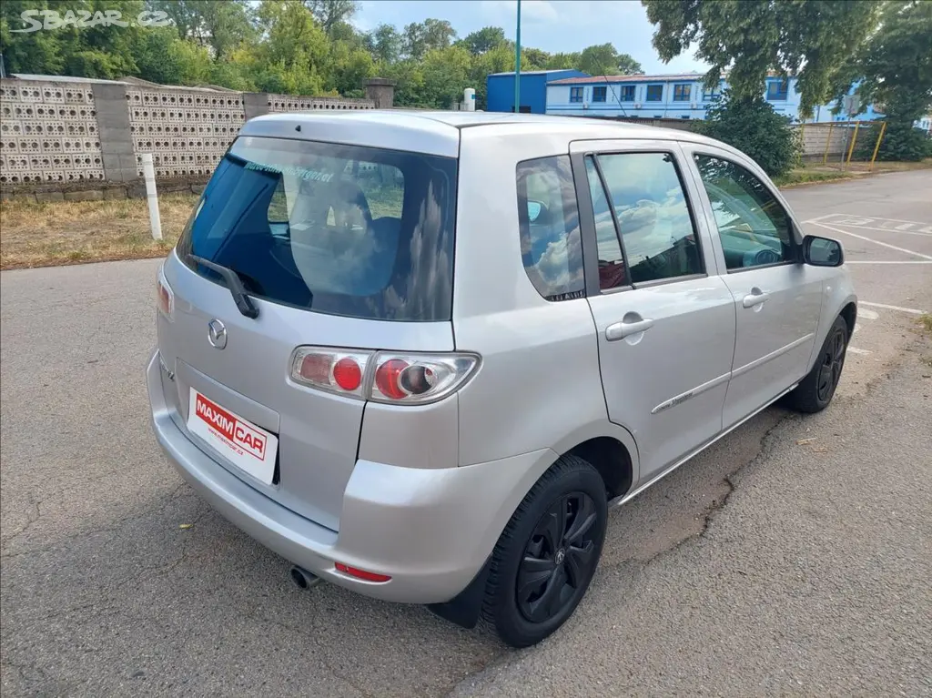 Mazda 2, 1,2 i zachovalý vůz - fotka 5