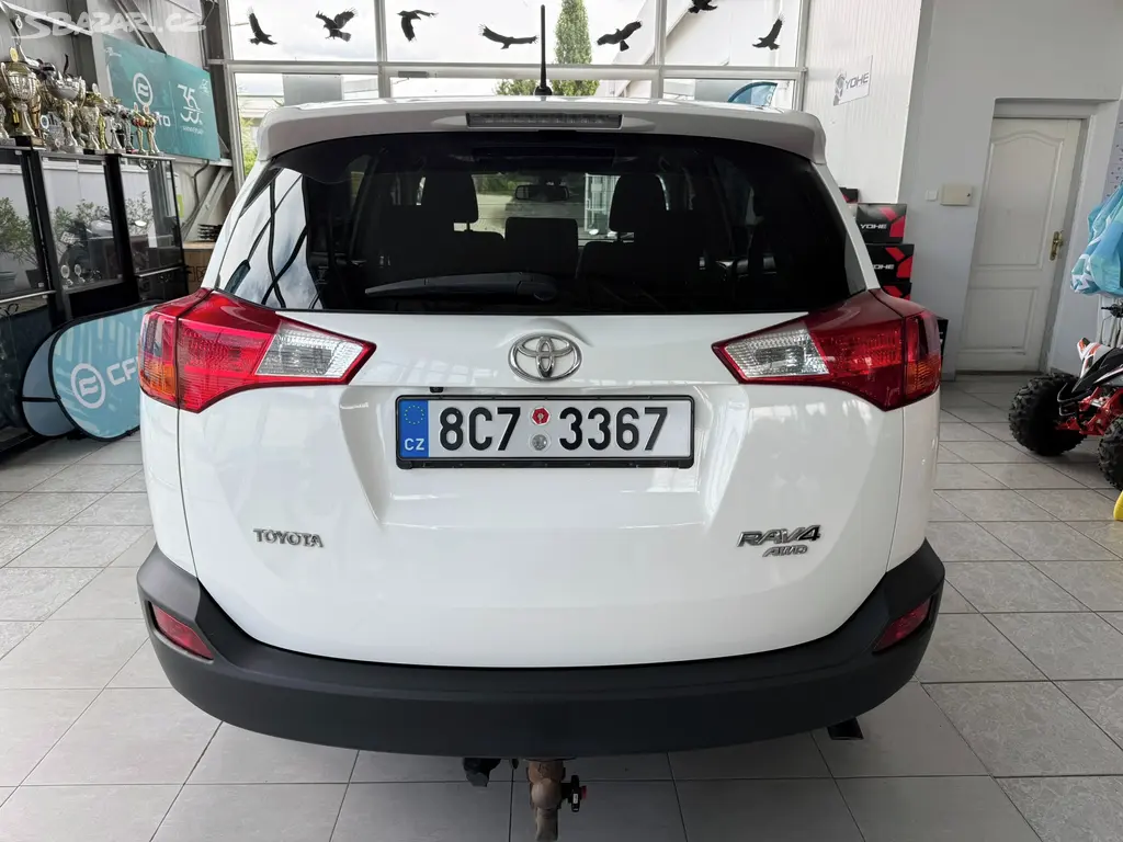 Toyota Rav4, 2.2 110 kW D-4D 4WD - fotka 6