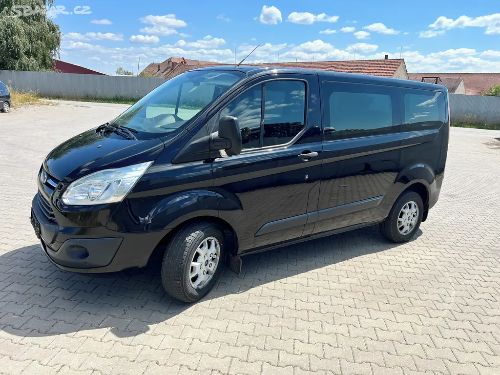 Ford Tourneo Custom 2.2 TDci 114kw M1 - fotka 5