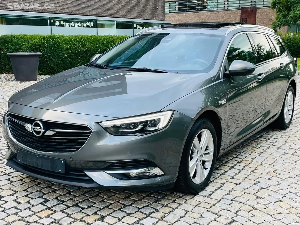 Opel Insignia, 2.0CDTi KAMERA SERVISKA TAŽNÉ - fotka 3