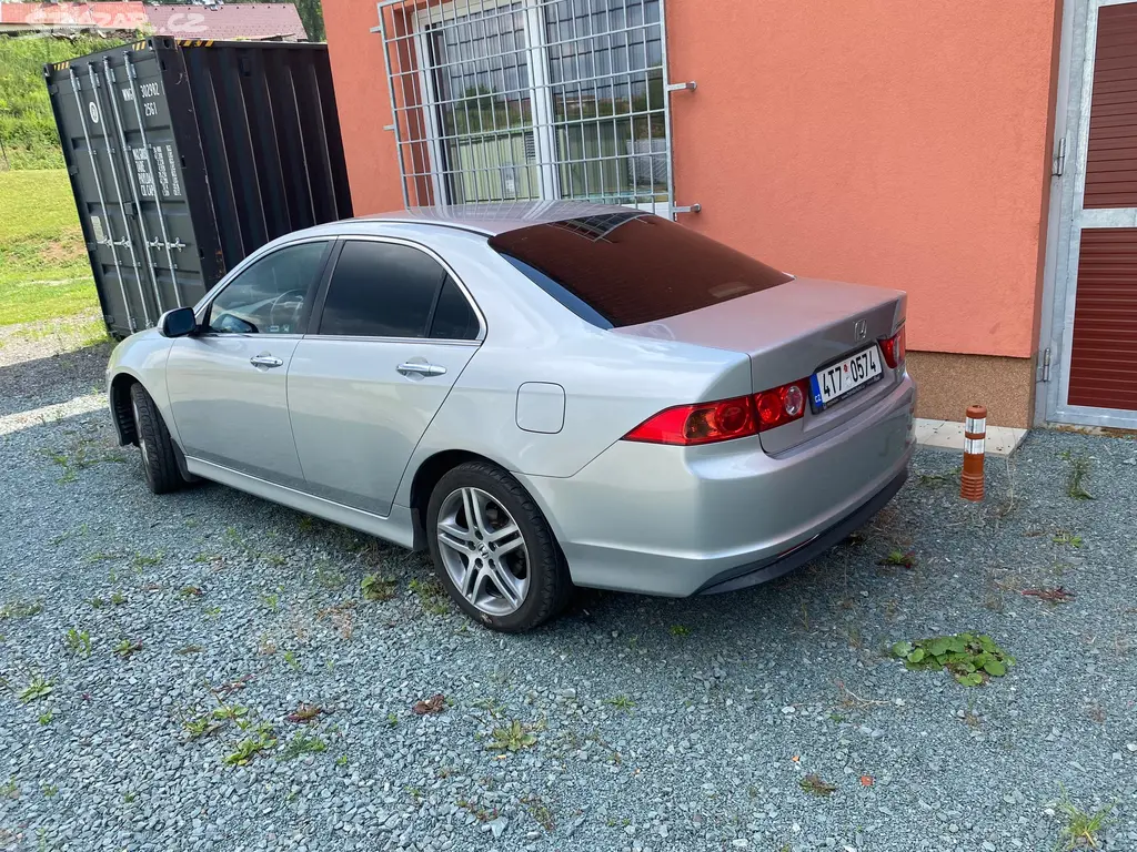 HONDA ACCORD - fotka 4