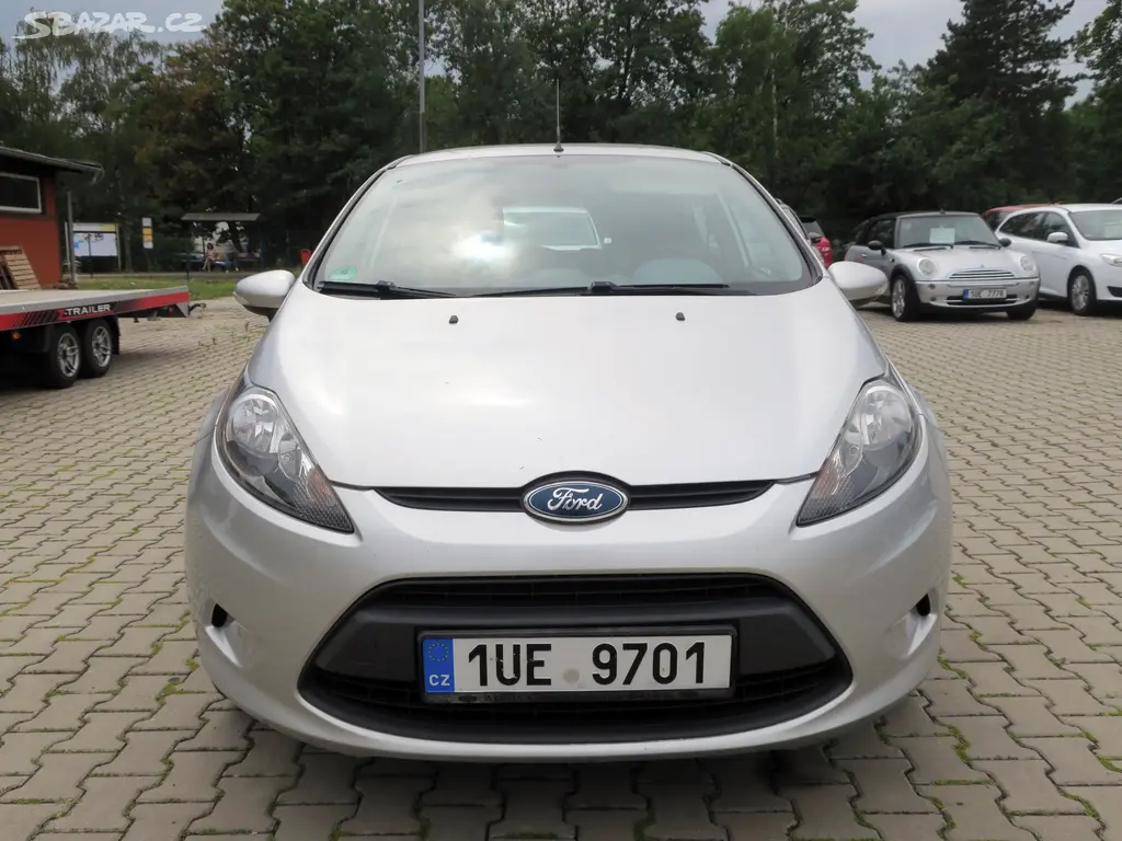 Ford Fiesta 1.2 i 60 kW - 113 760 Km - fotka 2