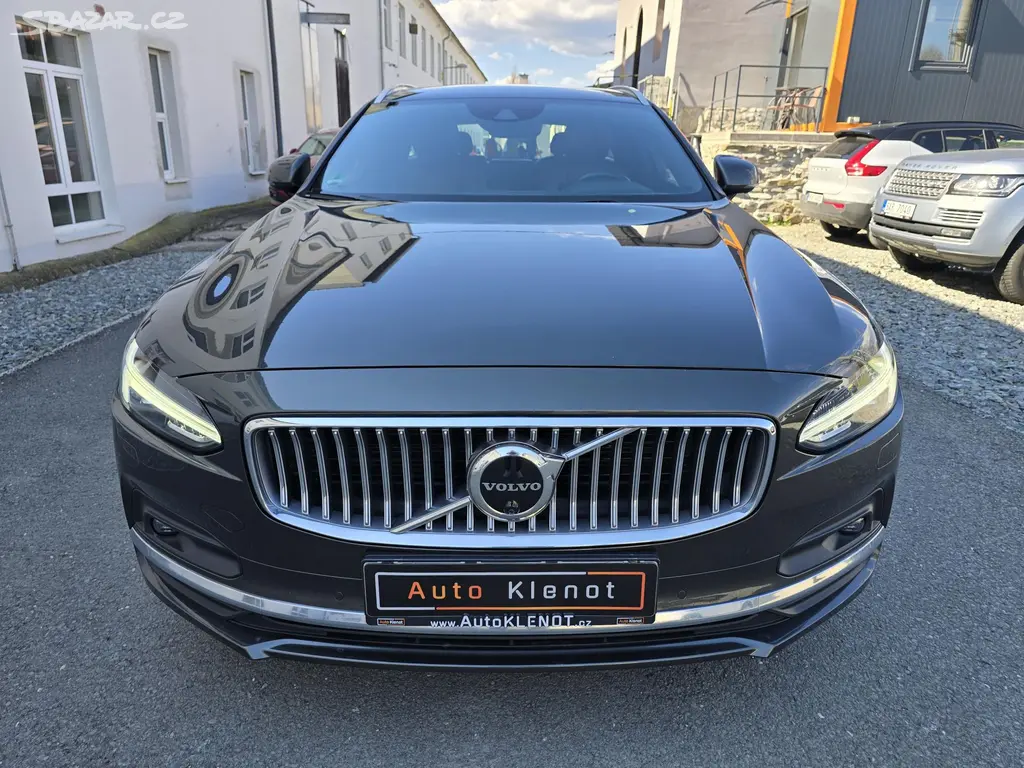 Volvo V90, 2.0 221kW B6 4x4 R-DESIGN -DPH - fotka 3
