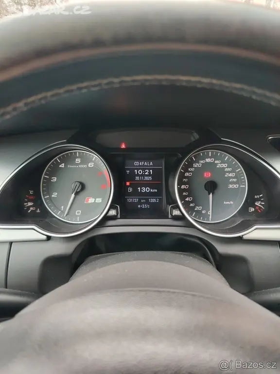 AUDI S5 4.2 FSi V8 - 132800km - manuál - fotka 4