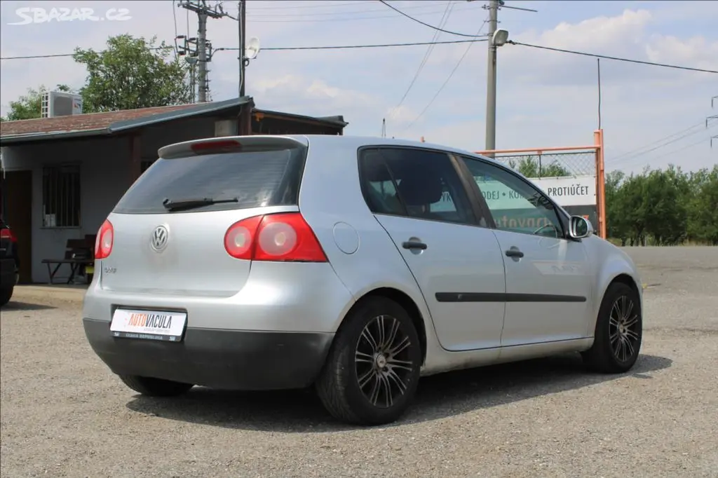 Volkswagen Golf, 1,4 i DIG. KLIMA, ČR - fotka 5