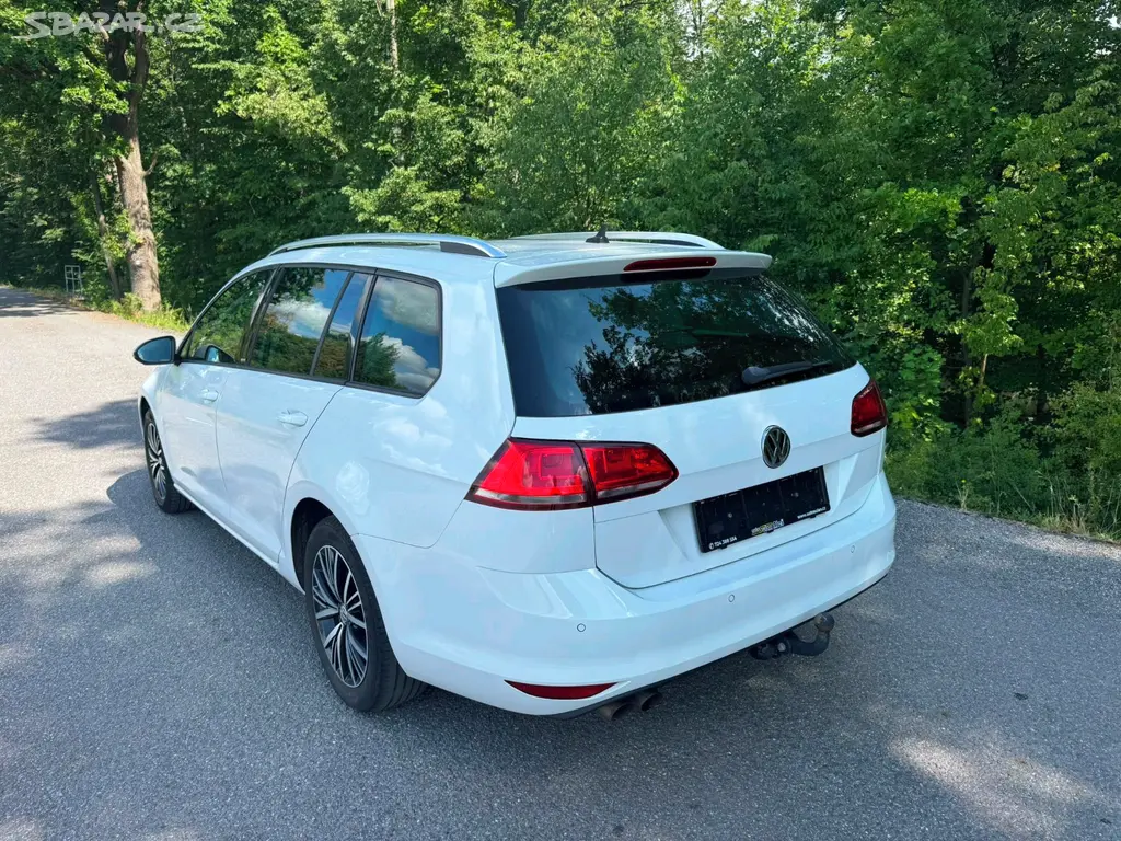 VW Golf 7 Variant 1.4tsi 150ps DSG, Panorama,tažné - fotka 4