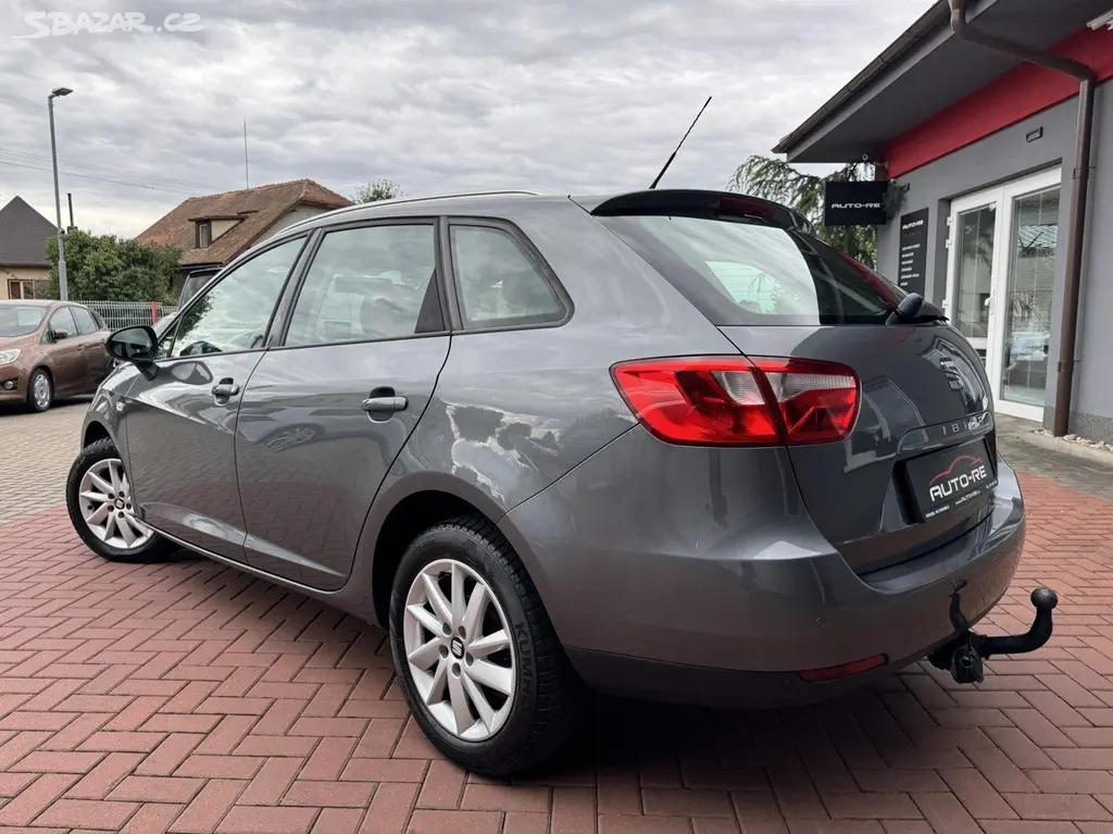 Seat Ibiza, 1.4i 16V Navi Digi Klima - fotka 3