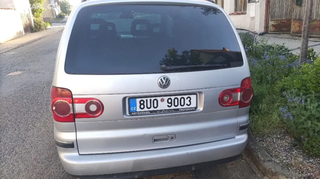 Sharan 1,9,TDI - fotka 3