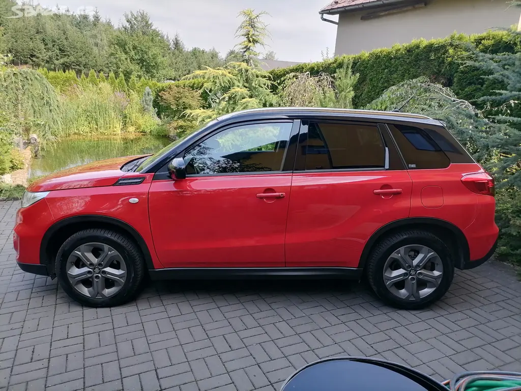 Suzuki Vitara 1.6i 88kwKameraVyhřSedTažnýServSuzuk - fotka 2