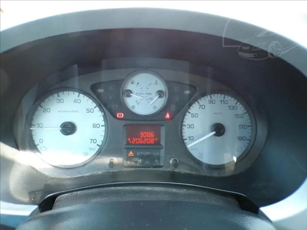 Citroën Berlingo 1,6 HDI KLIMA-DPH - fotka 6