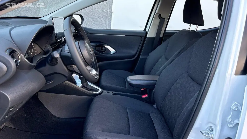Mazda 2 Hybrid, 1.5 Centre-line - fotka 6