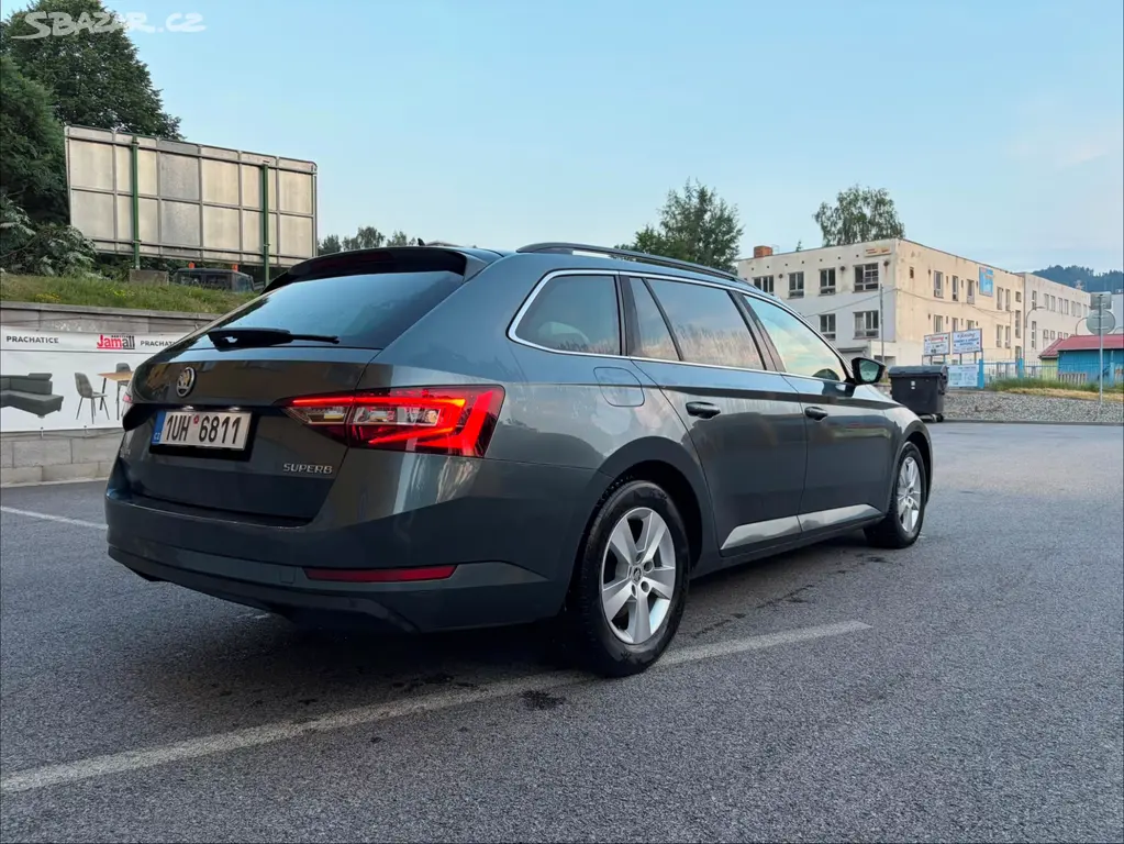 Škoda Superb III - fotka 5
