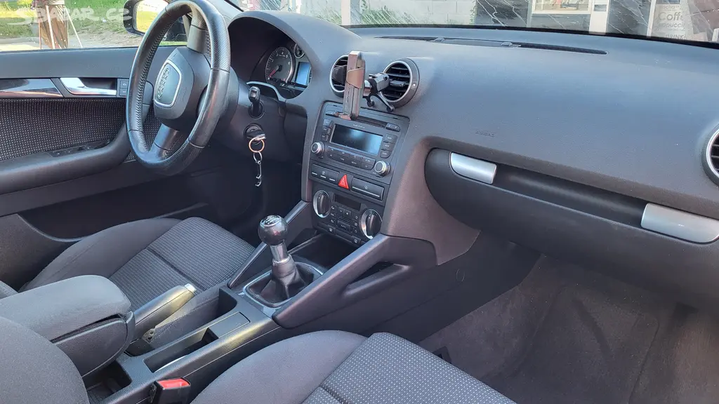 Audi A3 sportback 1.4 TFSI - fotka 5