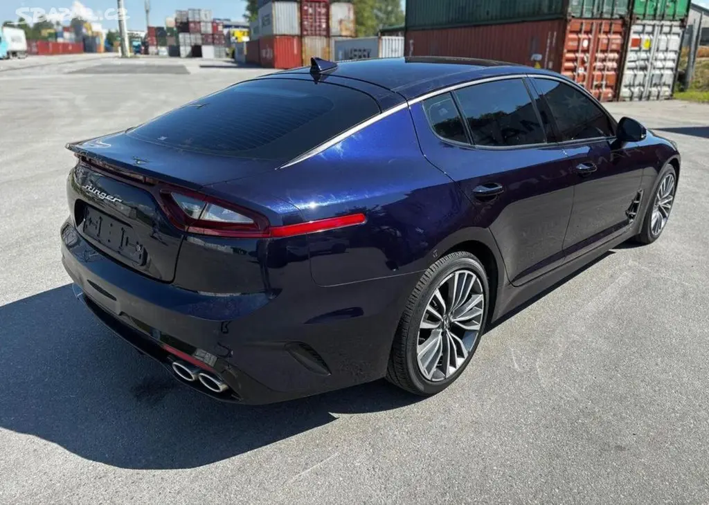 Kia Stinger 2.2CRDI 147KW,GT,FULL,DPH,LUXU nafta - fotka 6