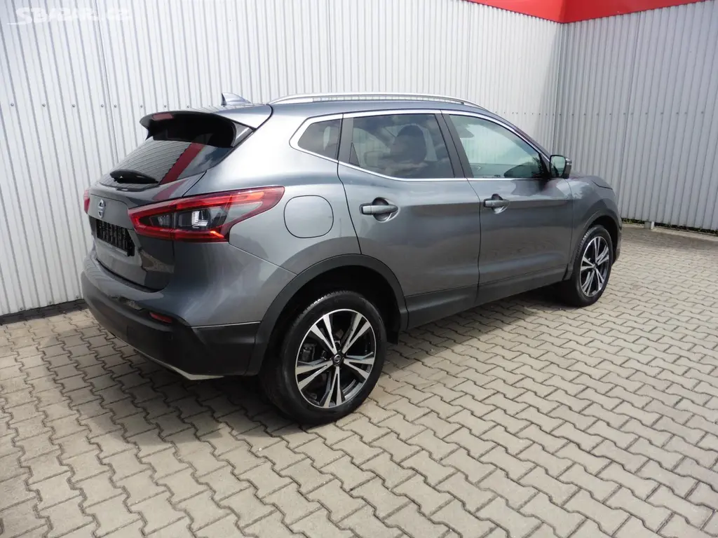 Nissan Qashqai, 1.5 dCi 115 N-Connecta 1.maj. - fotka 4