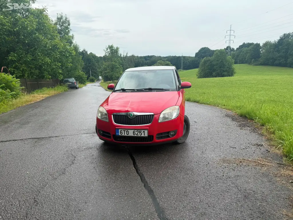 Škoda Fabia 2 - fotka 3