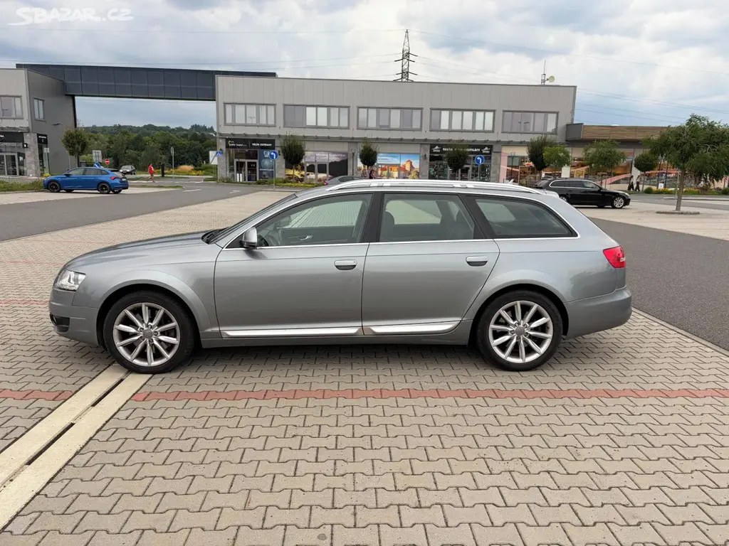 Audi A6 Allroad 3.0 TDi 176kw 4x4 TZ serviska - fotka 6