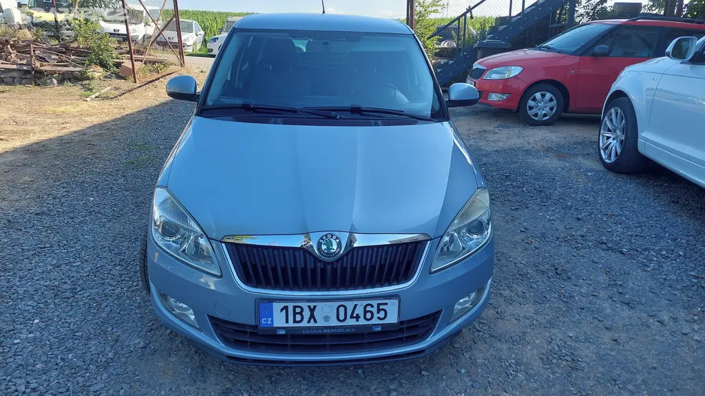 Škoda Fabia II 1.2TSi 63kw Facelift R.V.05/2011 - fotka 2