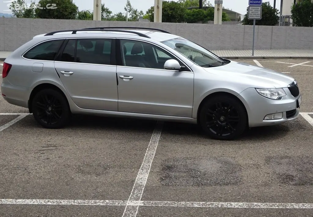 Škoda Superb 2.0 TDI Combi r.v.2012 (125 kw) ČR - fotka 2