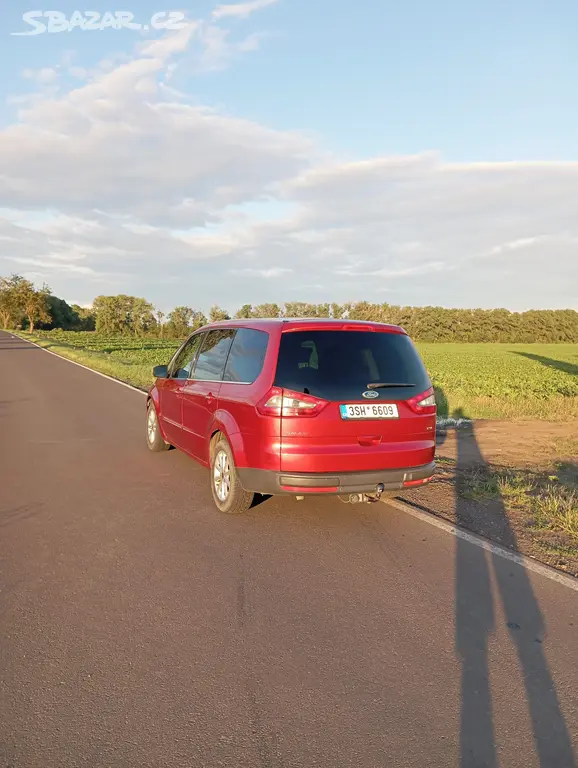 Ford Galaxy 2,0 TDCI 103 KW - fotka 5