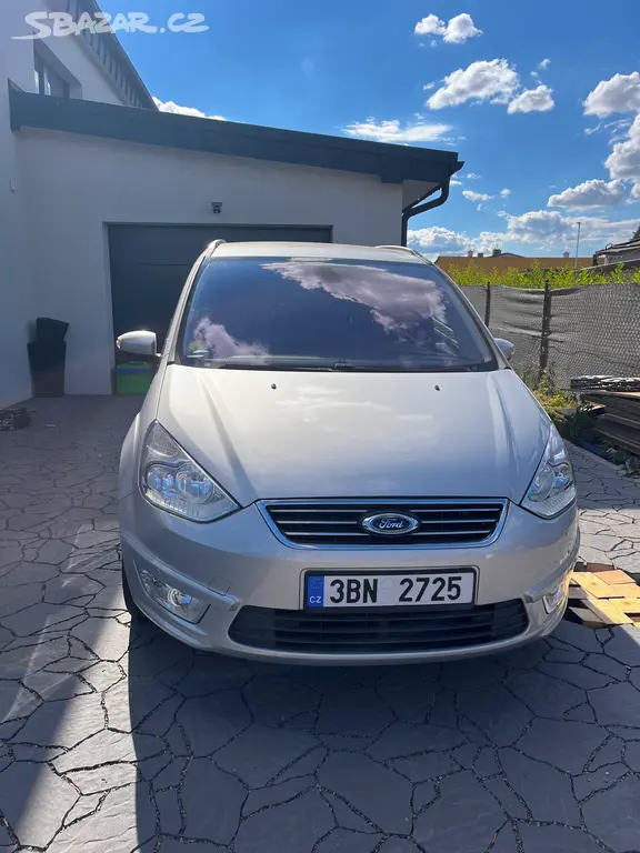 Ford Galaxy 2.0 TDCi - 7 míst, manuál, tažné, 2012 - fotka 2