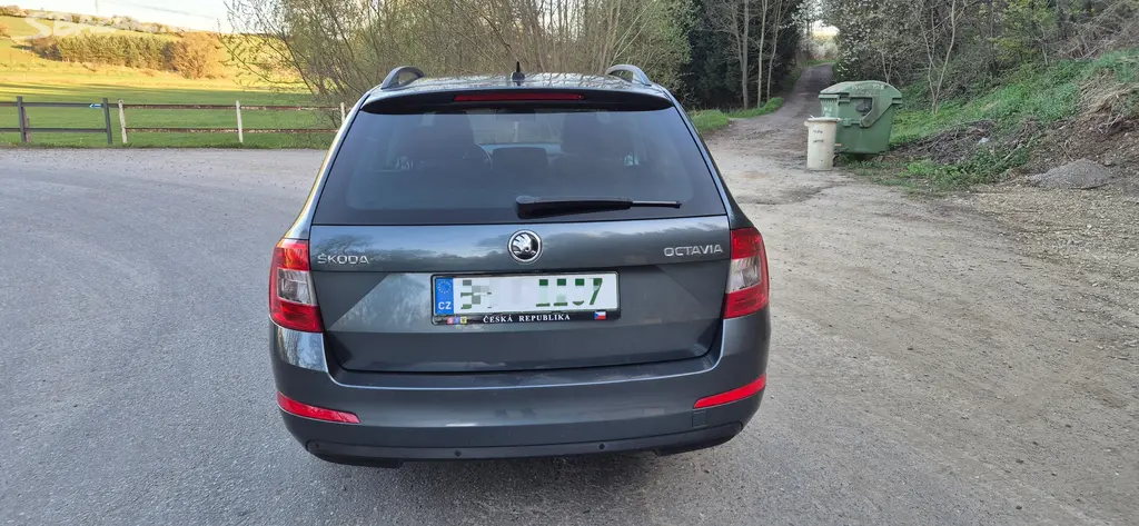 Škoda Octavia III 1.6 TDI 81kw DSG mod.2017 - fotka 3