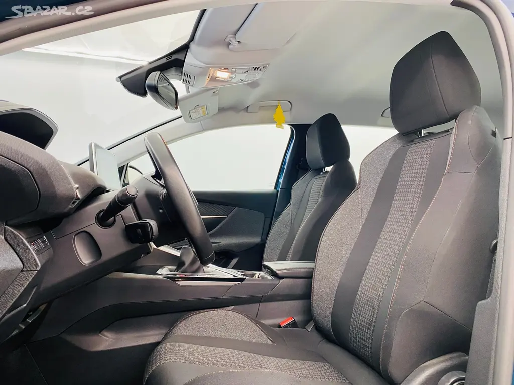 Peugeot 3008, 1.2 PureTech 96 kW - fotka 5