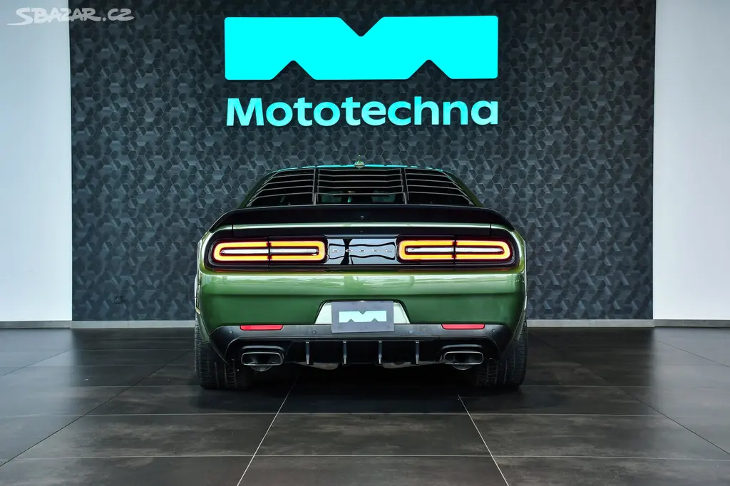 Dodge Challenger, 6.4 SRT 392, ČR, 6.4 R/T - fotka 4
