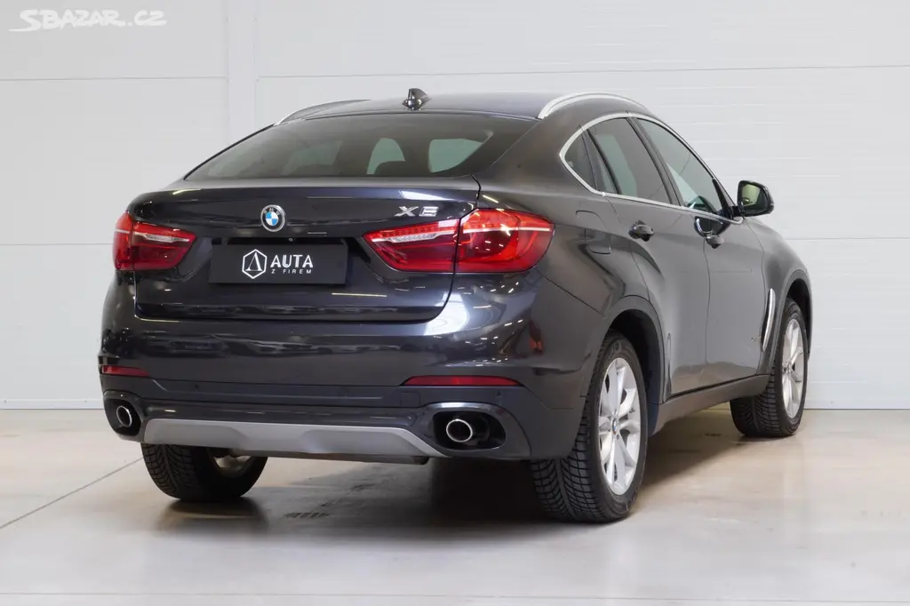 BMW X6, Xdrive30d,ČR,HUD,360,dověry - fotka 6