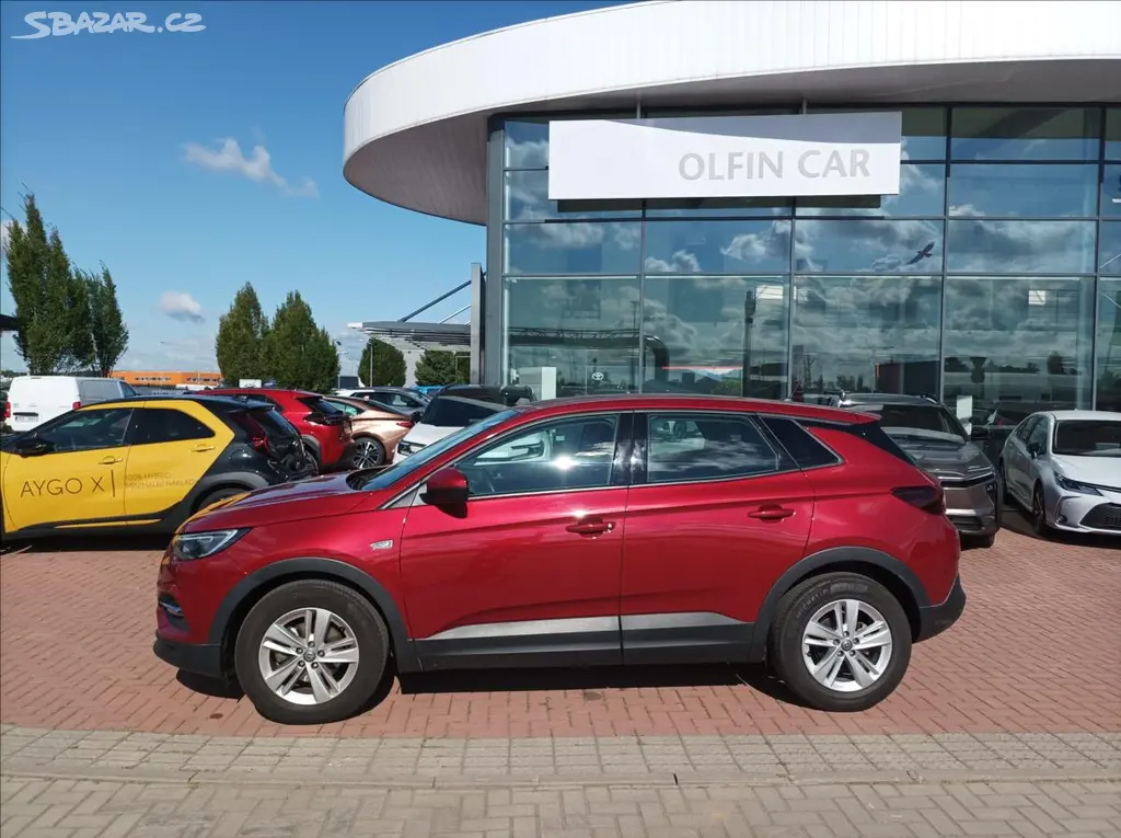 Opel Grandland X, 1,2 Turbo - fotka 2