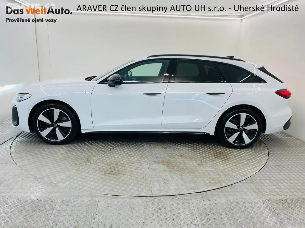 Audi A5, 2,0DTI 150kW Avant - fotka 3