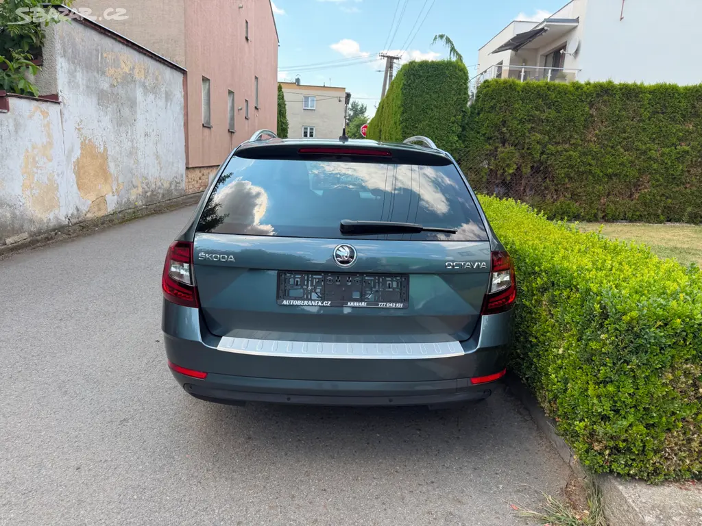 ŠKODA OCTAVIA KOMBI 1.0 TSI 85KW - fotka 4