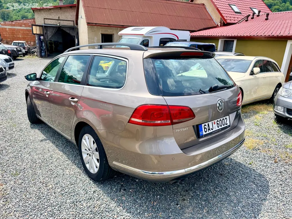 Volkswagen Golf Sportsvan 1.6 TDI, servisní kniha - fotka 4