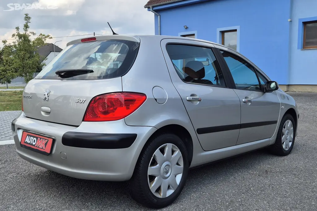 Peugeot 307 1.4 Comfort 2. majitel servisní kniha. - fotka 4