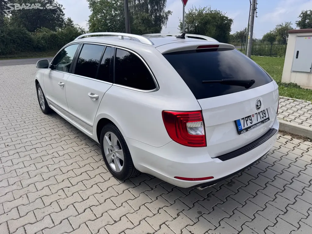 Škoda Superb 2.0TDI 103Kw Elegance DSG - fotka 2