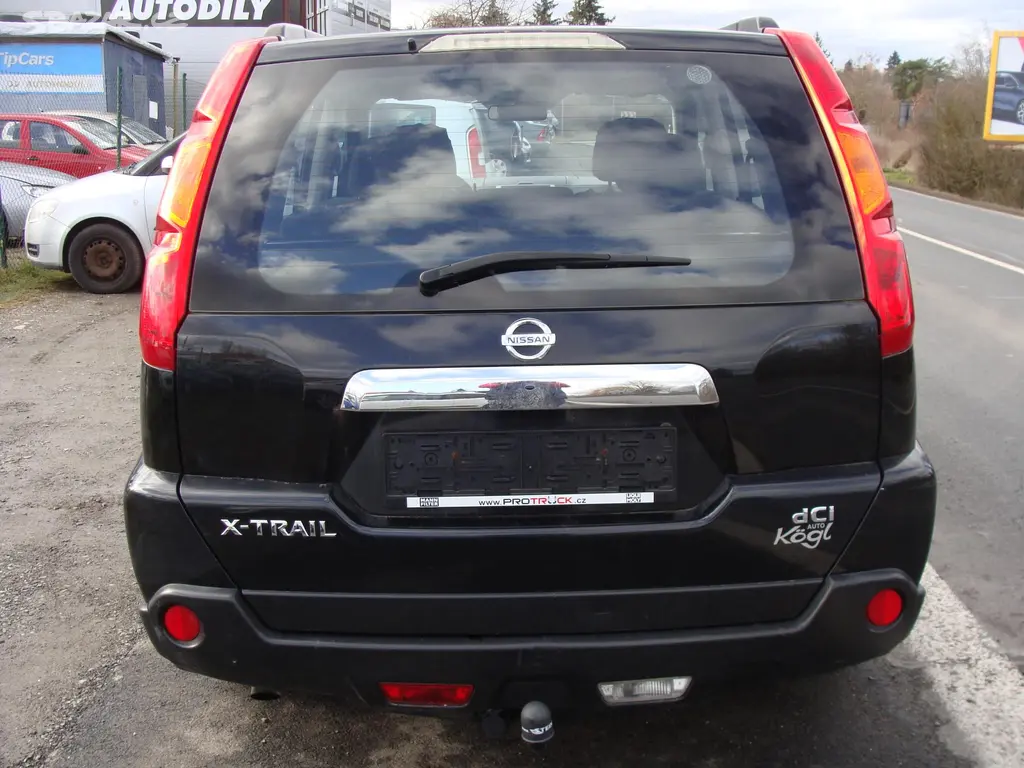 Nissan X-Trail, 2.0 DCi 4x4 - fotka 4