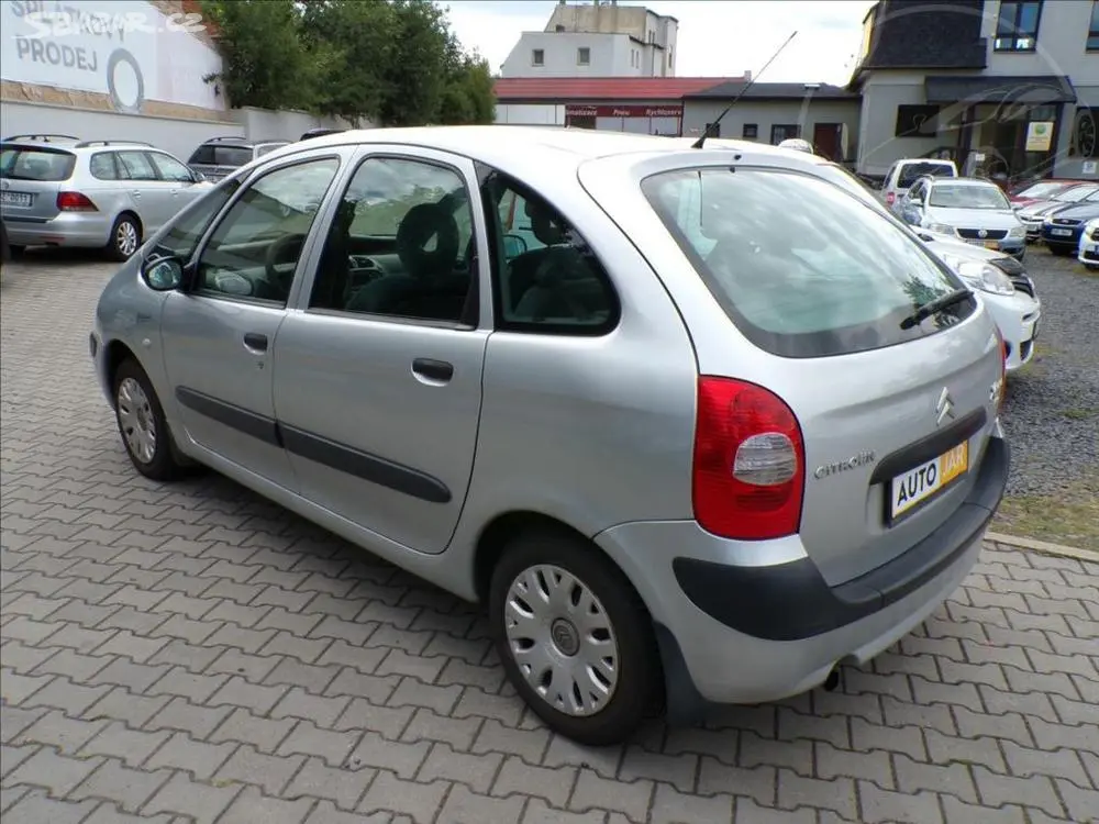 Citroën Xsara Picasso 1,8 16V - fotka 4