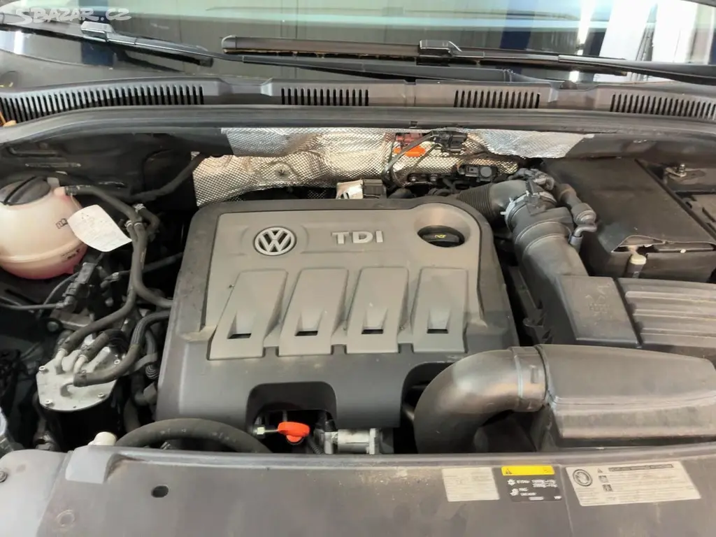 Volkswagen Sharan, 2.0Tdi 103KW LIFE PĚKNÁ VÝBAVA - fotka 5