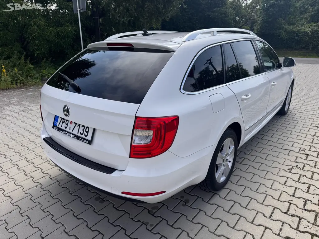 Škoda Superb 2.0TDI 103Kw Elegance DSG - fotka 3