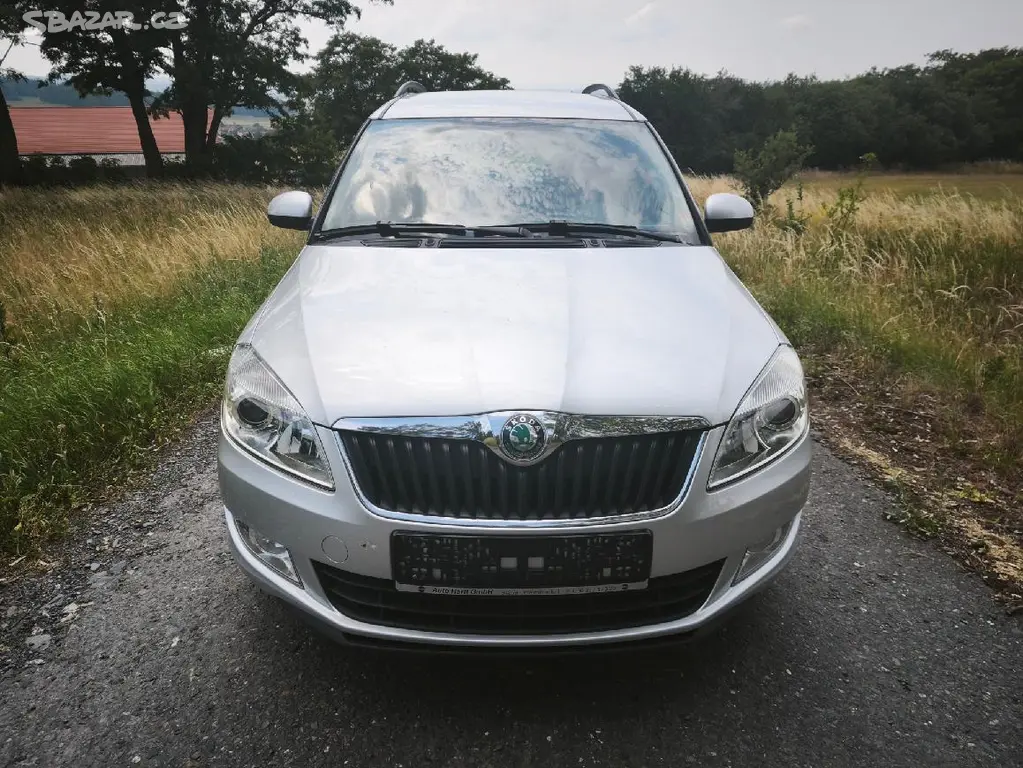 Škoda Roomster 1,2 Tsi 77 kW , TOP STAV - fotka 4