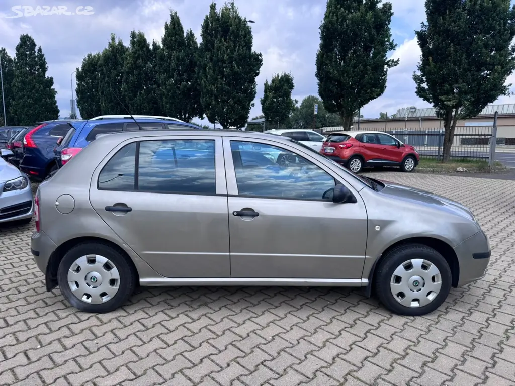 Škoda Fabia, 1,2 HTP 40 KW STK SK - fotka 6