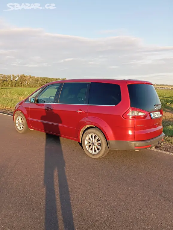 Ford Galaxy 2,0 TDCI 103 KW - fotka 6