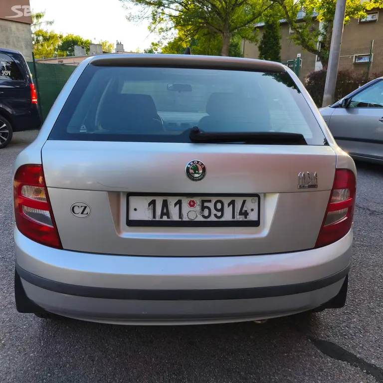 Škoda Fabia 1.4 MPI 50kw - fotka 4