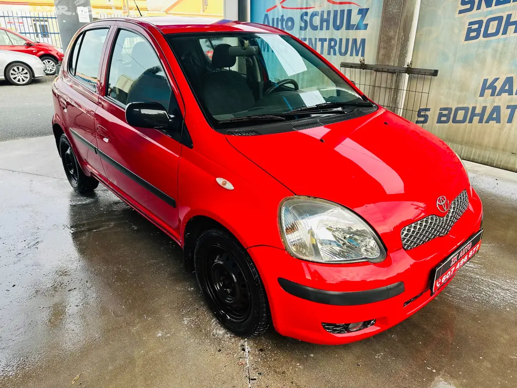 Toyota Yaris 1.0 (48kw) - - fotka 5