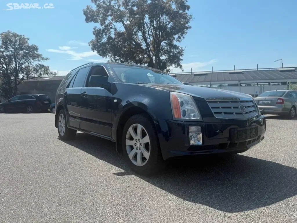 Cadillac SRX, LPG+BENZIN 4.6i V8splátky všem - fotka 2