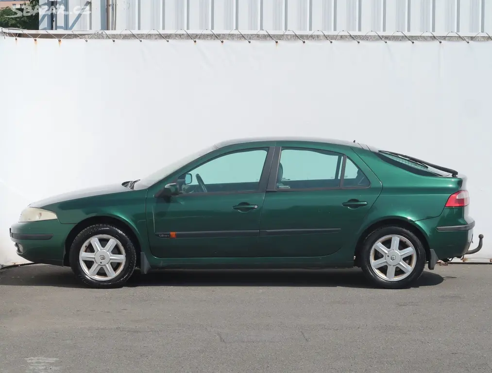 Renault Laguna, 1.8 16V, Tažné, Klima - fotka 3